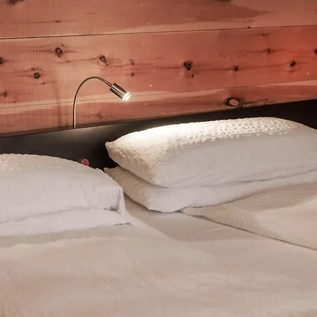호텔 Ambienthotel Primaluna 3*