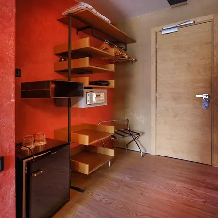 Ambienthotel Primaluna 호텔 3*