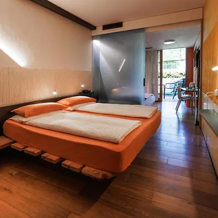 Ambienthotel Primaluna 말세진느