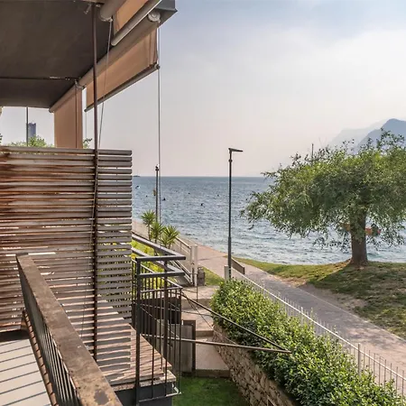 Ambienthotel Primaluna 말세진느