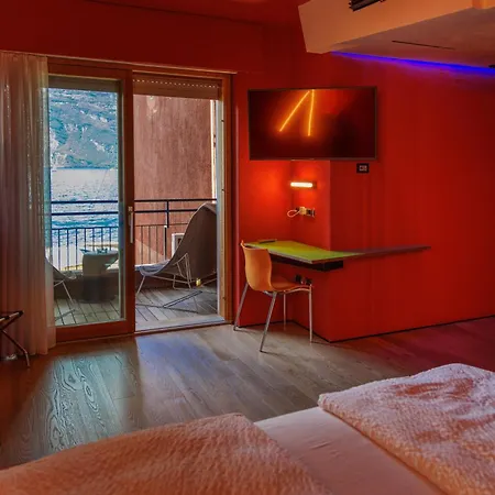 호텔 Ambienthotel Primaluna 말세진느